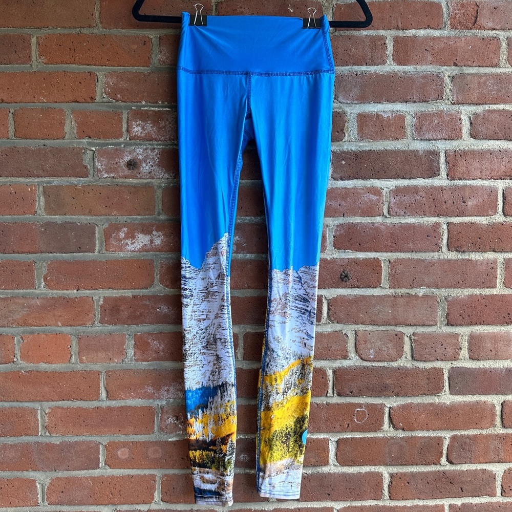 Colorado‎ Threads Leggings